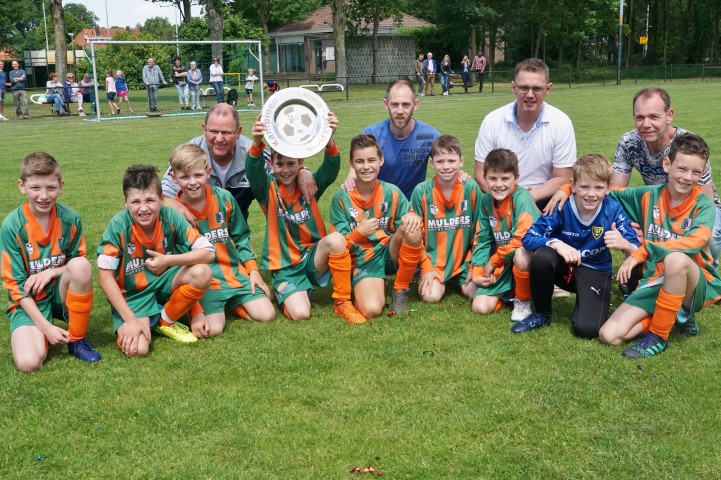 2019 mei25 E1 Kampioen 13 0 30